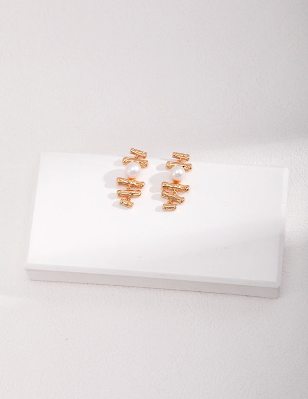 Audrey Pearl Earrings