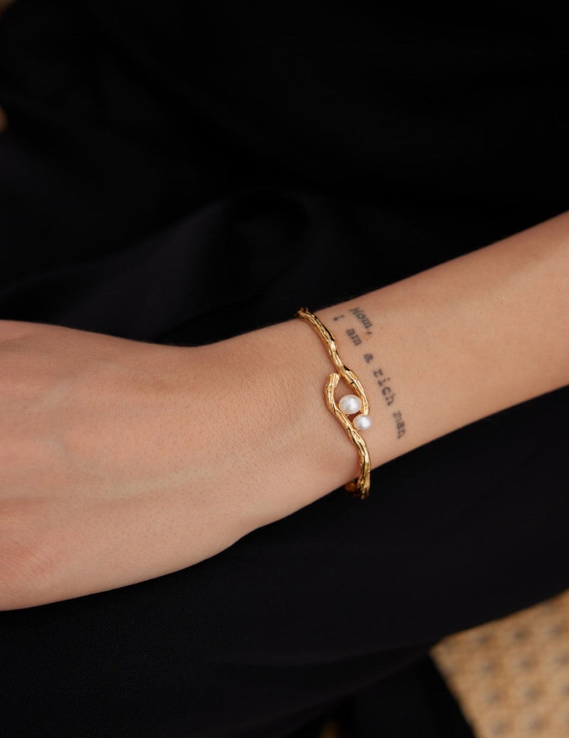 Audrey Pearl Bangle