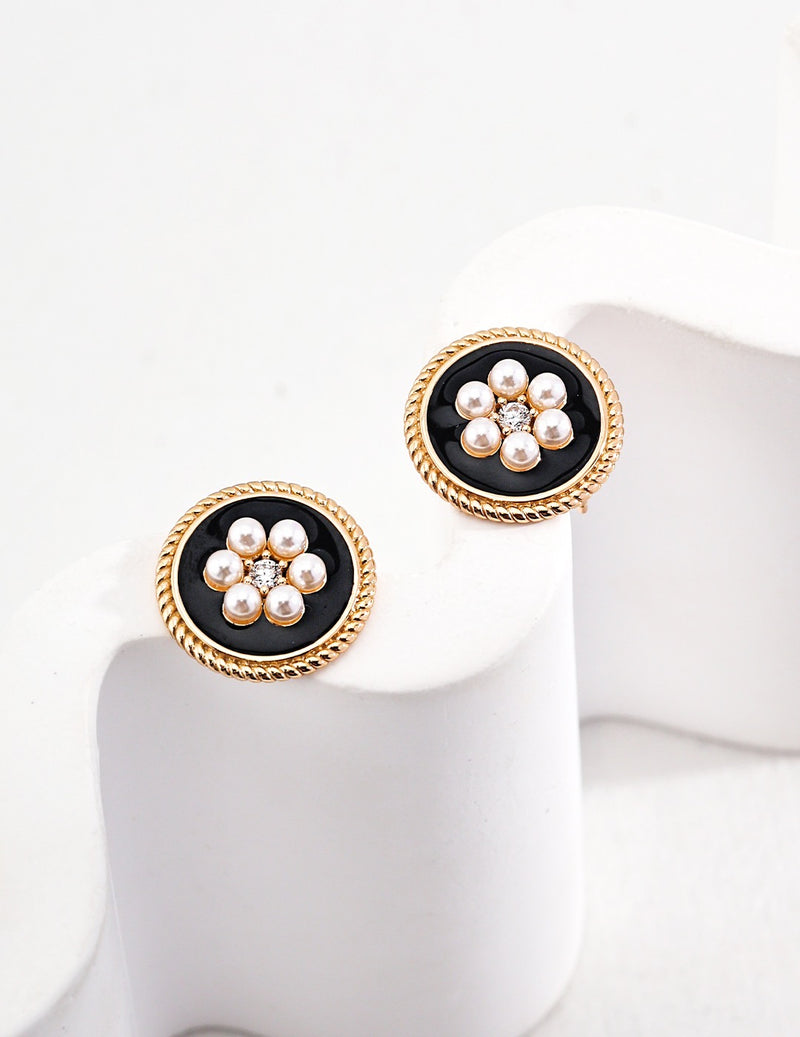 Cecily Pearl Stud Earrings