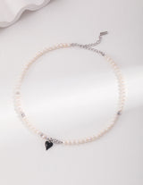 Gloria Pearl Necklace