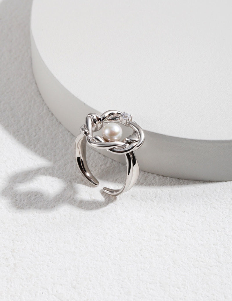 Wanda Pearl Ring