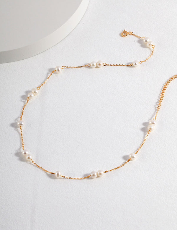 Alternating Pearl Necklace