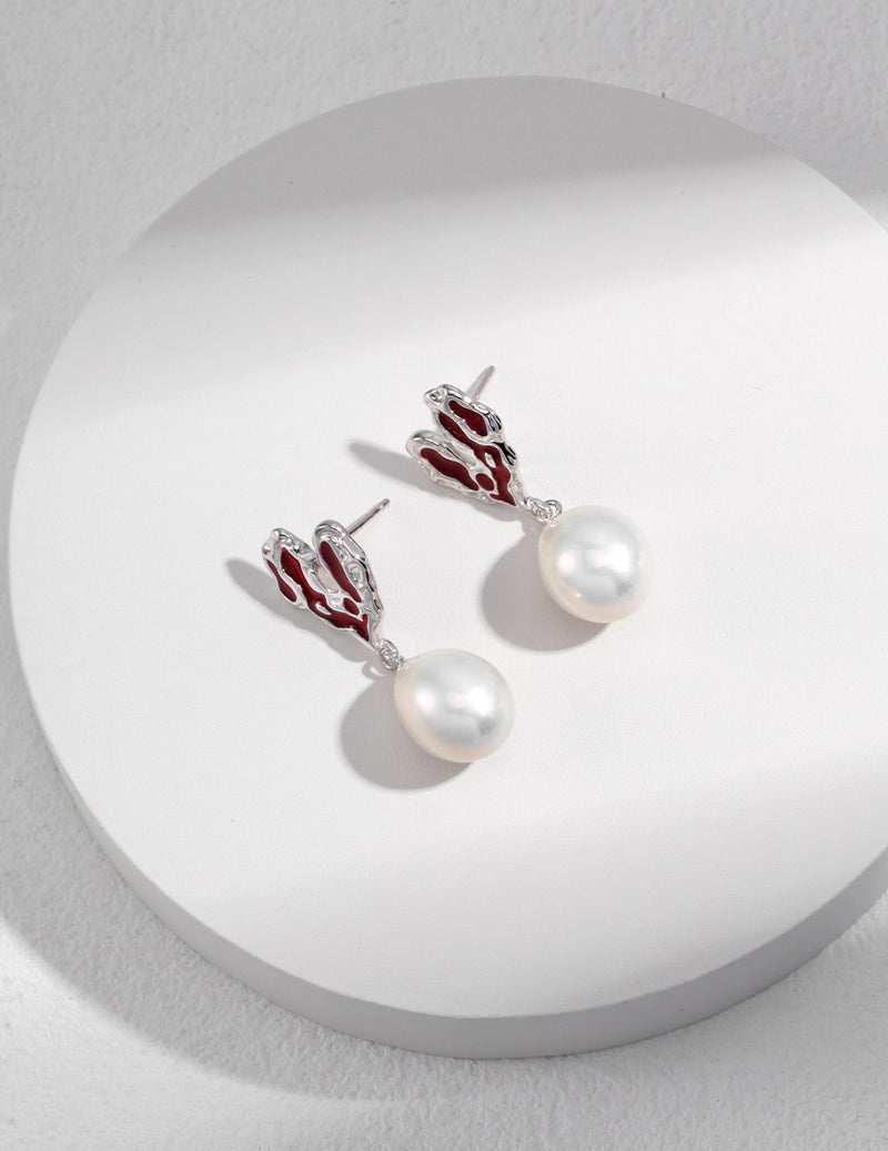 Agnes Pearl Drop Earrings