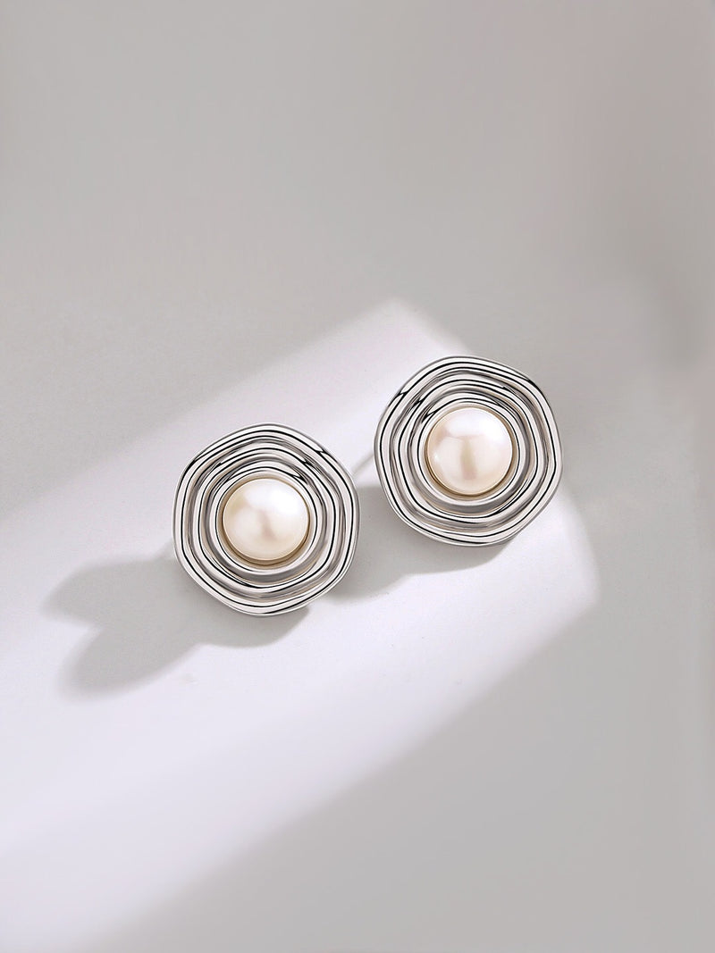 Lumos Pearl Stud Earrings